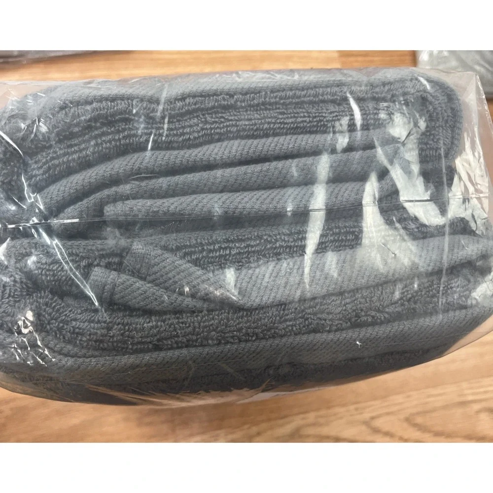 Utopia Towels 8 Piece Premium Towel Set in Grey, 2 Bath, 2 Hand, 2 Washcloth NEW
